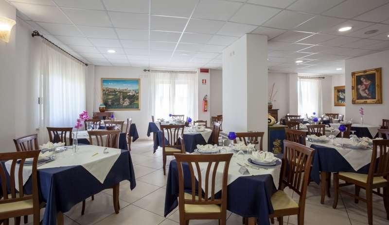 Hotel Caggiari Senigallia Restaurace fotografie